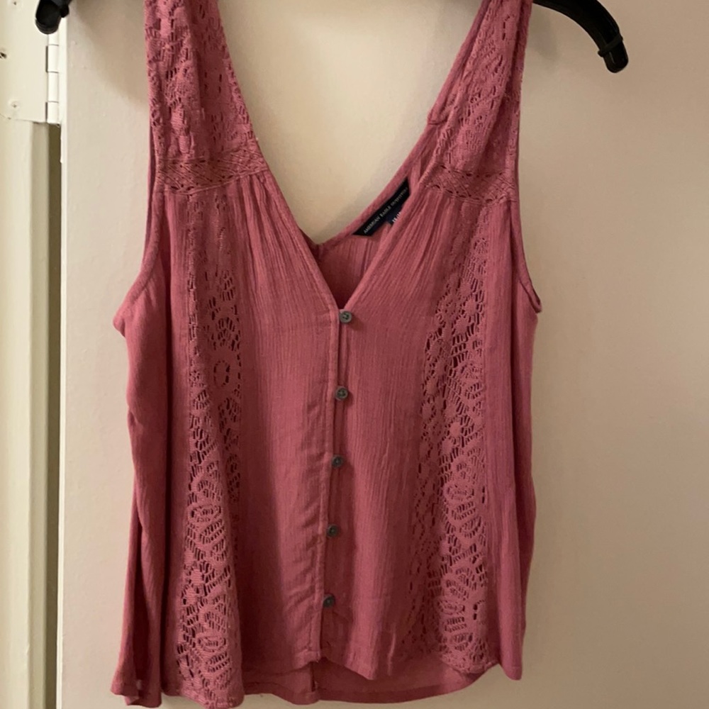 AE pink tank top with lace detail and buttons
